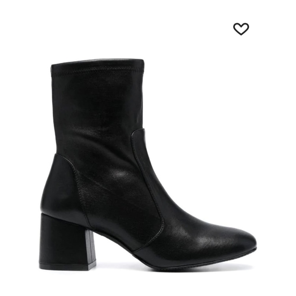 - STUART WEITZMAN STRETCH SOCK NWT BLACK REAL LEATHER BOOTIES. SIZE 8